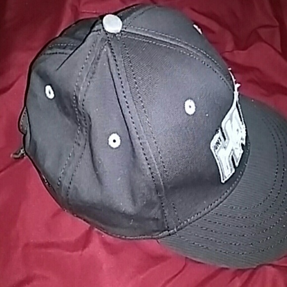 Tony Hawk Hat - Picture 2 of 5